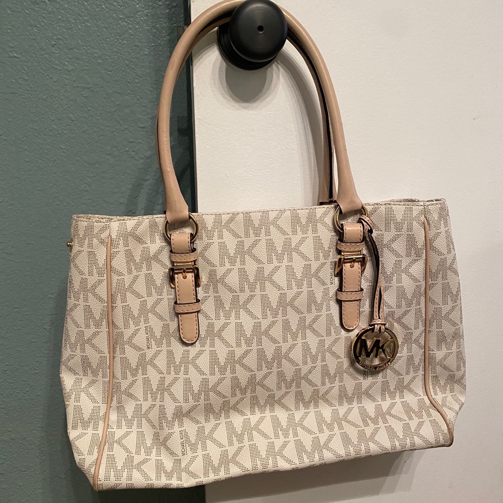 Michael Kors White/Cream Tote/Purse